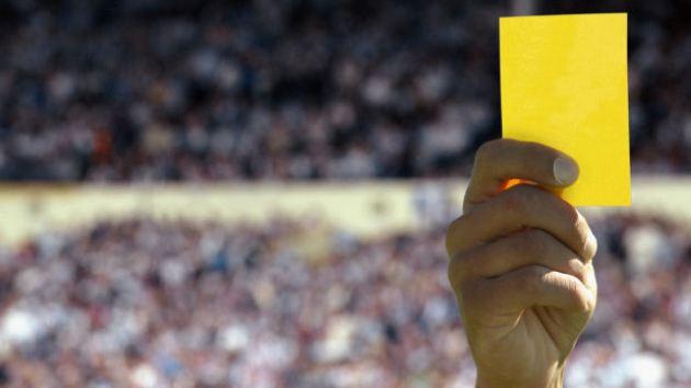 O cartão amarelo do ambiente de trabalho! Advertência trabalhista