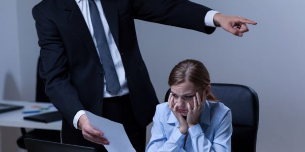 Suspensão no trabalho