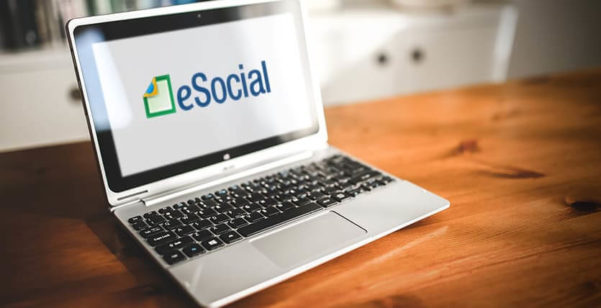 Registrando férias no eSocial
